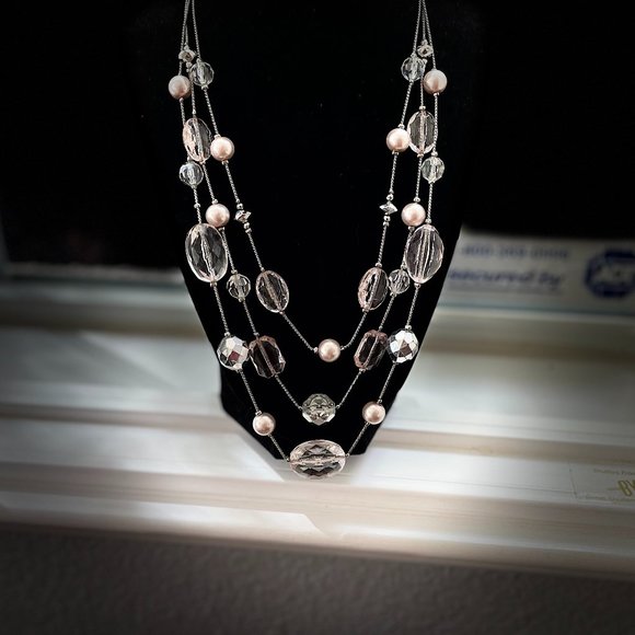 Three strands of beautiful!  Signed NY silver toned  peach, clear, silver beads - Picture 3 of 4